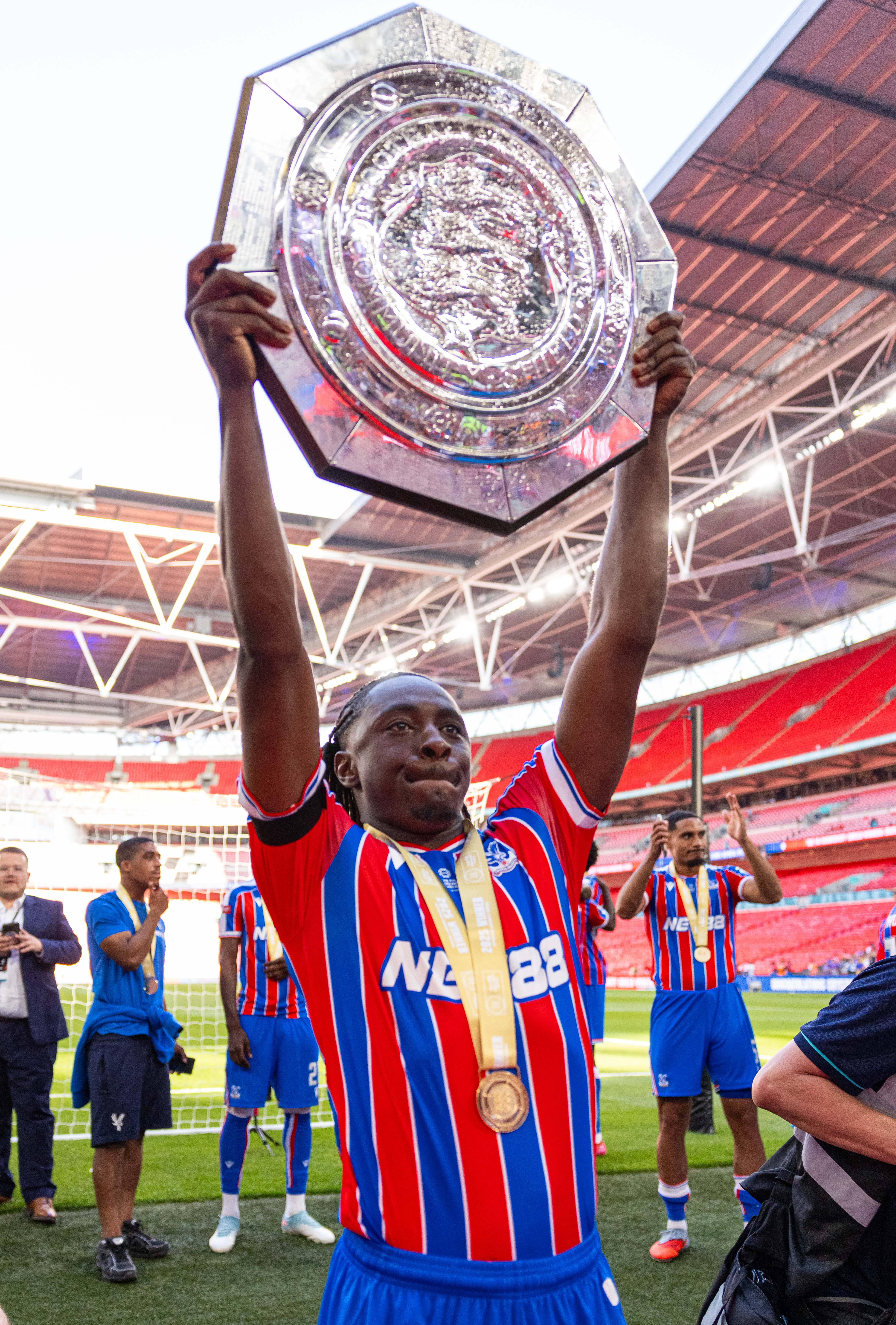 华体会-关于菲尼克斯太阳迎社区盾关键赛；今晨更衣室发声；震撼外界；数据趋势出现新变化的信息-华体会