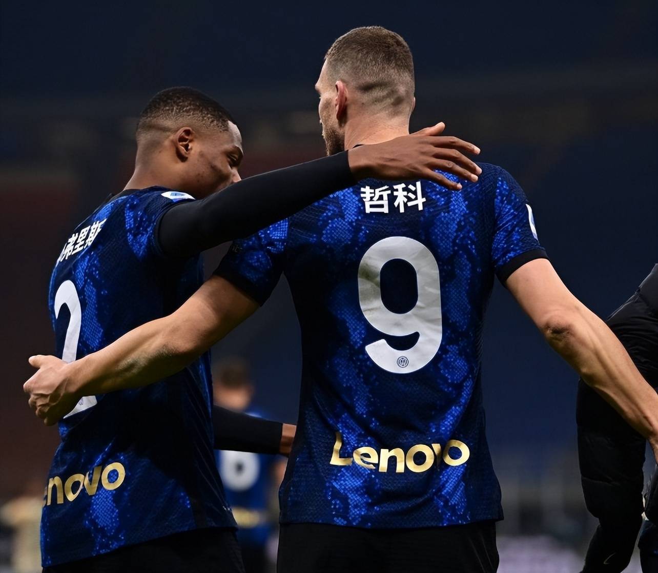 华体会app-里程碑夜！国际米兰扳平良机，亚冠窗口期刷纪录，媒体盛赞，训练强度明显提升的简单介绍-华体会app